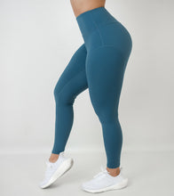 Load image into Gallery viewer, Chics Performance leggins Blue - Spring Collection